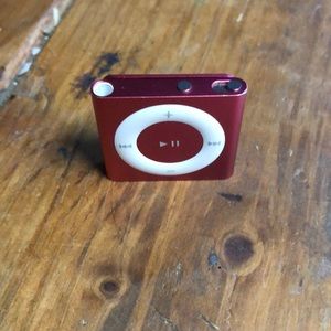 iPod shuffle 4th generation without charger